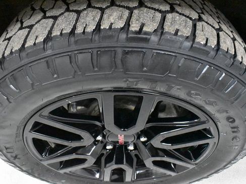 Used 2021 GMC Sierra 1500 Elevation image 9