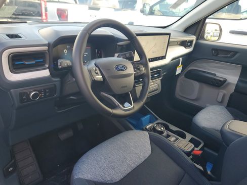 New 2025 Ford Maverick XLT w/ XLT Luxury Package image 8
