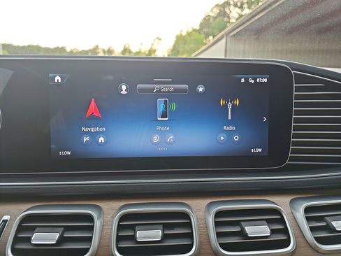 Used 2024 Mercedes-Benz GLE 350 4MATIC image 22