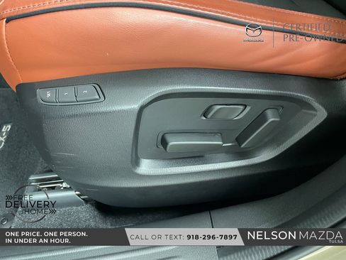 Certified 2025 MAZDA CX-5 Carbon Edition image 18