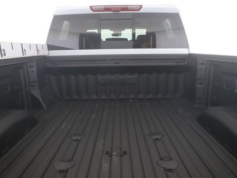 Used 2026 GMC Sierra 2500 Denali w/ Technology Package AWD/4WD image 31