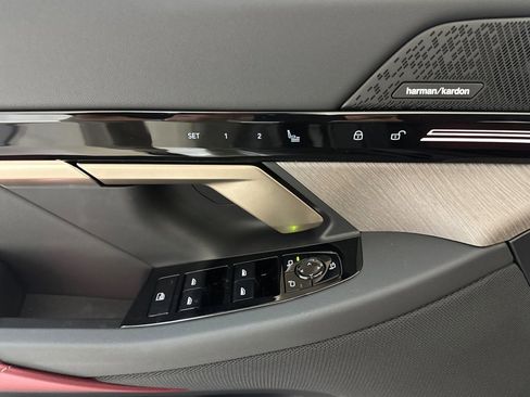 Used 2026 BMW 530i w/ M Sport Package image 13