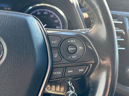 Used 2020 Toyota Camry SE image 20