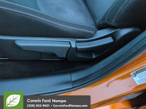 Used 2020 Nissan Sentra SR FWD image 12