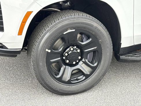 New 2026 Chevrolet Tahoe 4WD w/ 1FL Safety Package image 17