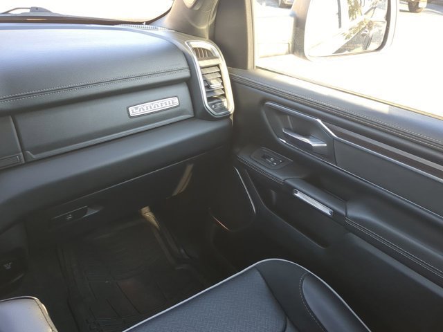 Used 2025 RAM 1500 Laramie AWD/4WD image 16