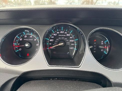 Used 2012 Ford Taurus SHO image 18