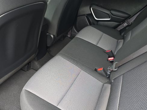 Used 2025 Kia Soul LX w/ LX Technology Package FWD image 12