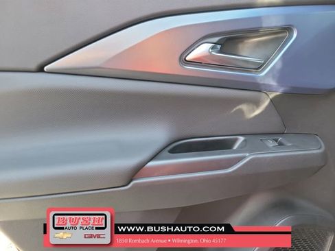 New 2026 Chevrolet Equinox EV LT w/ Convenience Package II image 16