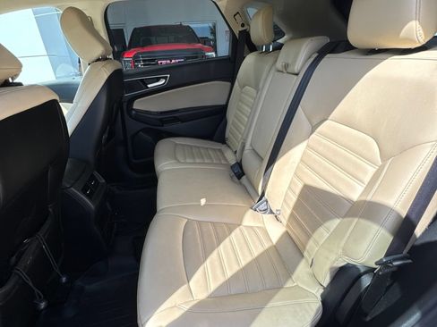 Used 2020 Ford Edge SEL w/ Convenience Package FWD image 22