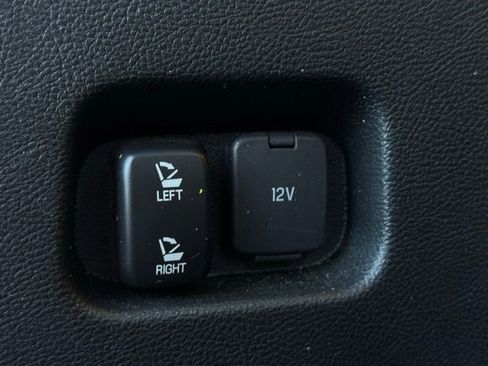 Used 2022 Ford Edge SEL w/ Convenience Package image 12