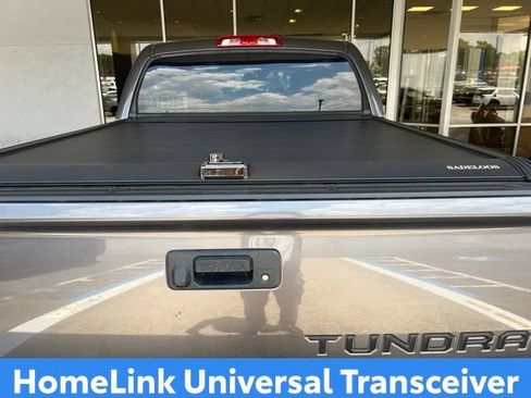 Used 2019 Toyota Tundra SR5 w/ SR5 Upgrade Package AWD/4WD image 6