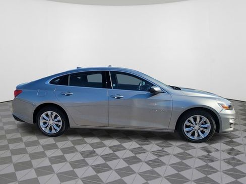 Used 2024 Chevrolet Malibu LT FWD image 5