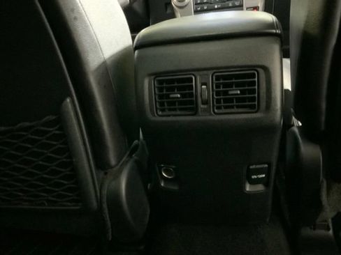 Used 2016 Toyota 4Runner Limited AWD/4WD image 32