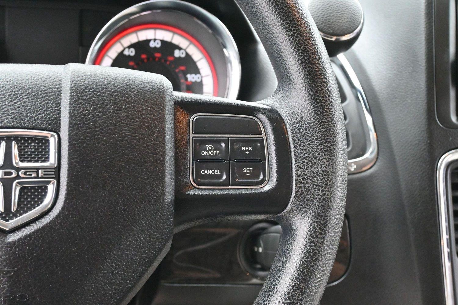 Used 2017 Dodge Grand Caravan SE FWD image 14