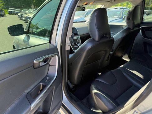 Used 2014 Volvo XC60 3.2 AWD/4WD image 13