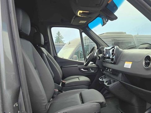 New 2026 Mercedes-Benz Sprinter 2500 image 11