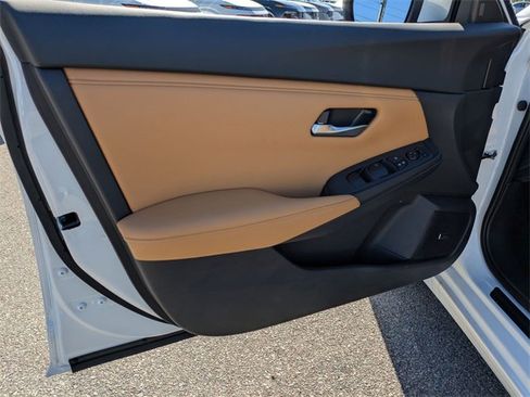 New 2025 Nissan Sentra SV w/ SV Premium Package image 11