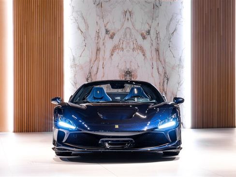 Used 2022 Ferrari F8 Tributo RWD image 3