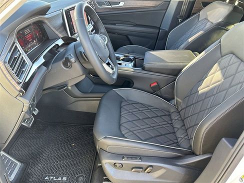New 2026 Volkswagen Atlas SEL Premium R-Line image 15