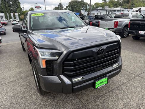 Used 2023 Toyota Tundra SR5 w/ SR5 Premium Package AWD/4WD image 7