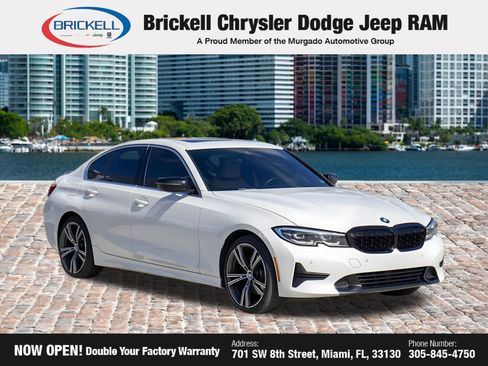 Used 2021 BMW 330i Sedan w/ Convenience Package RWD image 10