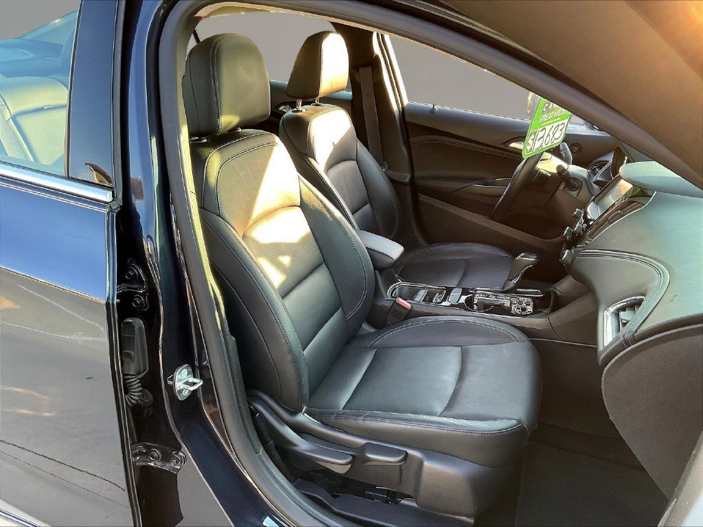 Used 2016 Chevrolet Cruze Premier FWD image 27