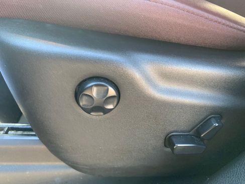 Used 2024 Dodge Durango GT image 15