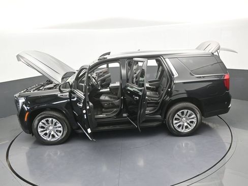 Used 2025 GMC Yukon Denali AWD/4WD image 82
