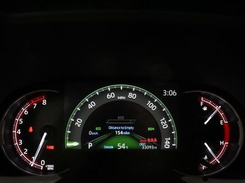 Used 2024 Toyota RAV4 XLE Premium image 15