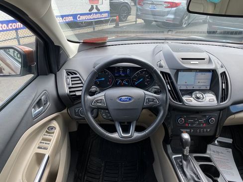 Used 2017 Ford Escape Titanium w/ Canadian Touring Package AWD/4WD image 18