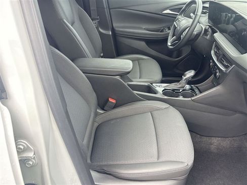 Certified 2024 Buick Encore GX Preferred w/ Comfort Package FWD image 26