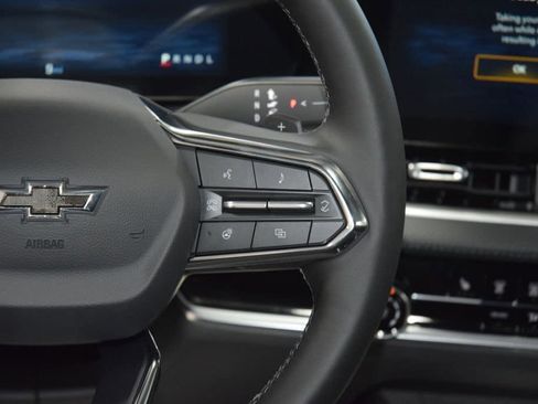New 2026 Chevrolet Equinox LT w/ Midnight Edition FWD image 34