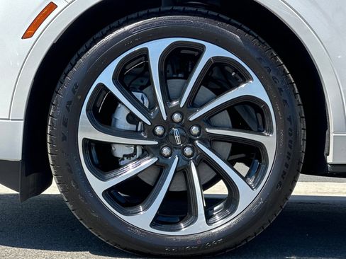 New 2026 Lincoln Nautilus Black Label AWD/4WD image 25