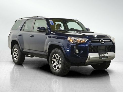 Used 2020 Toyota 4Runner TRD Off-Road Premium AWD/4WD image 7