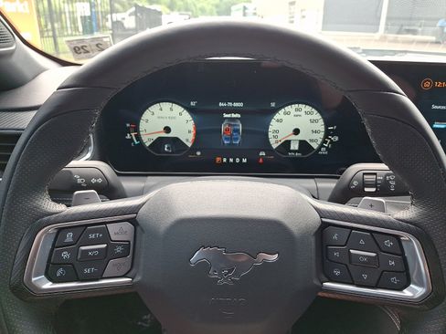 Used 2024 Ford Mustang GT Premium RWD image 19