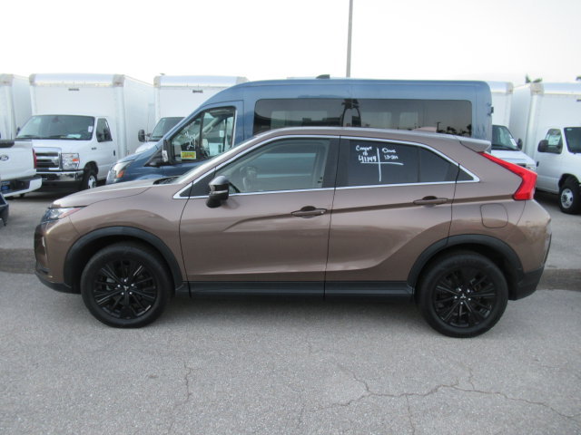 Used 2018 Mitsubishi Eclipse Cross LE AWD/4WD image 3