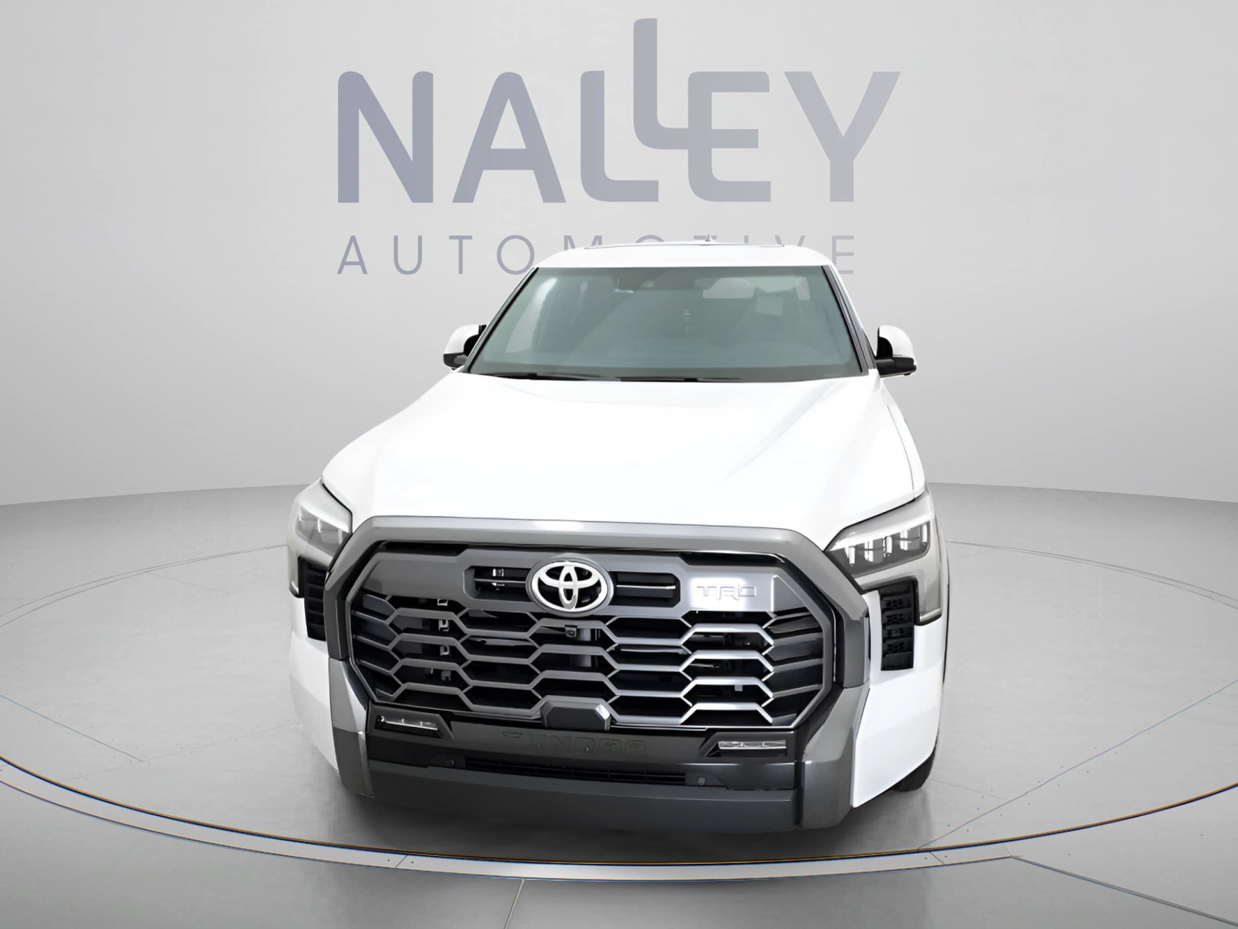 New 2026 Toyota Tundra Platinum w/ TRD Off-Road Package AWD/4WD image 29