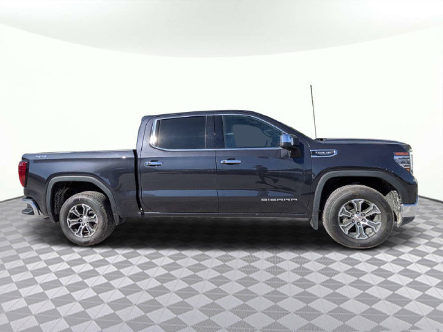 Used 2025 GMC Sierra 1500 SLT AWD/4WD image 3