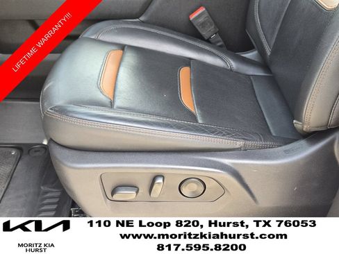 Used 2024 GMC Sierra 1500 AT4 w/ Technology Package AWD/4WD image 26