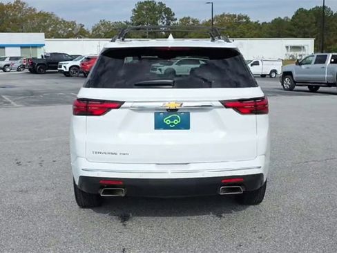 Certified 2023 Chevrolet Traverse High Country w/ LPO, Floor Liner Package image 7