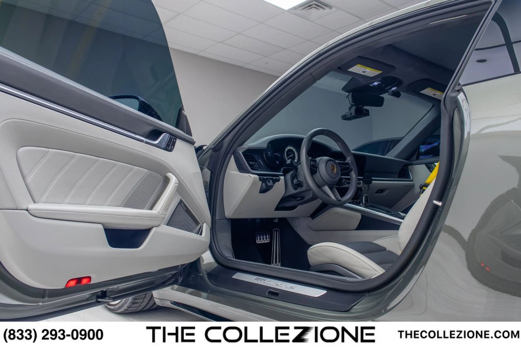 Used 2021 Porsche 911 Turbo S AWD/4WD image 43