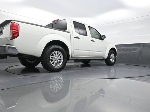 Used 2017 Nissan Frontier SV RWD image 28