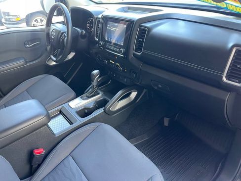 Used 2024 Nissan Frontier SV w/ Hardbody Edition AWD/4WD image 15