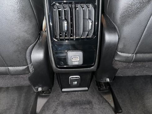 Used 2024 Jeep Compass Trailhawk AWD/4WD image 18