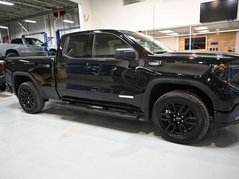 New 2026 GMC Sierra 1500 Elevation image 4