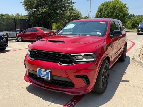 Used 2021 Dodge Durango SRT Hellcat w/ Technology Group AWD/4WD image 1