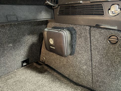 Used 2017 Volkswagen Tiguan Sport image 27