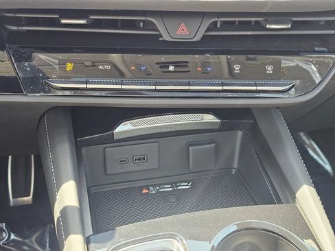 New 2026 Buick Envision Sport Touring AWD/4WD image 32