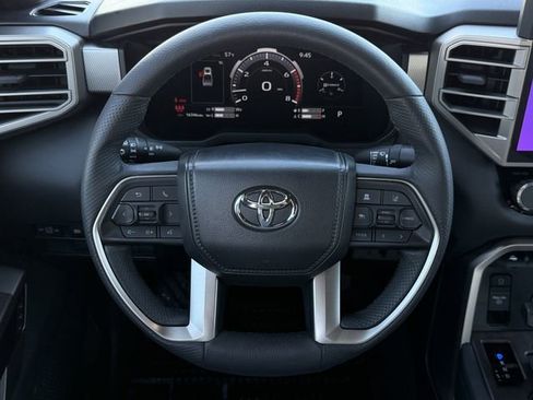 Used 2025 Toyota Tundra Limited image 14